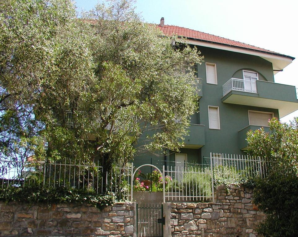Residenza Il Poggio Leilighet San Bartolomeo Al Mare Eksteriør bilde